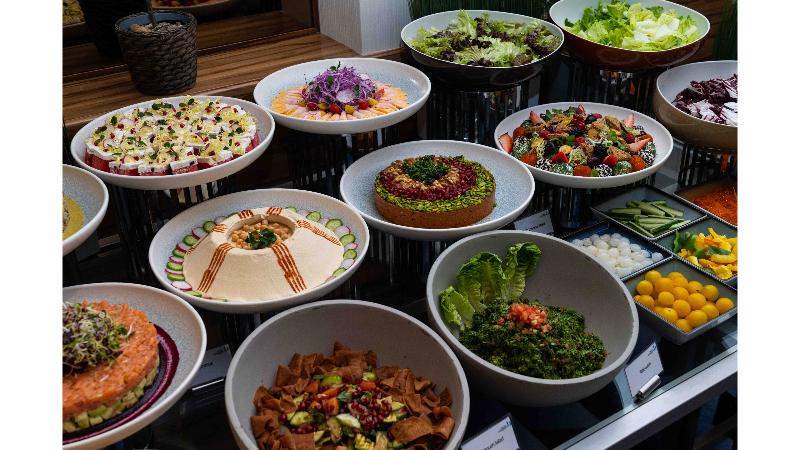 هتل Grand Cosmopolitan