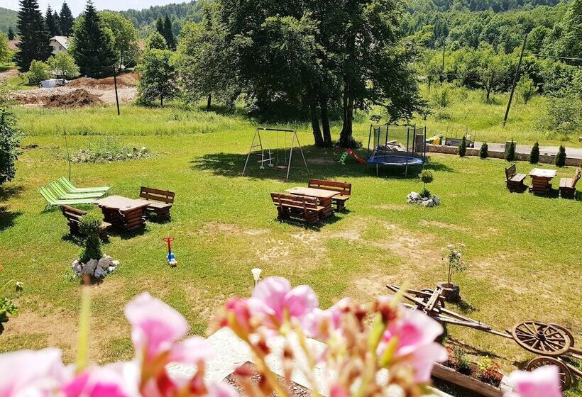 בית מלון כפרי Guesthouse Green Valley