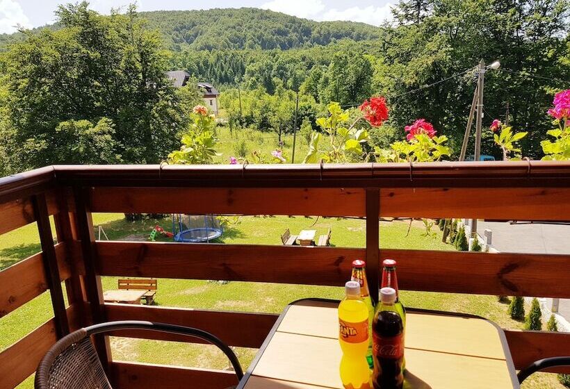 בית מלון כפרי Guesthouse Green Valley