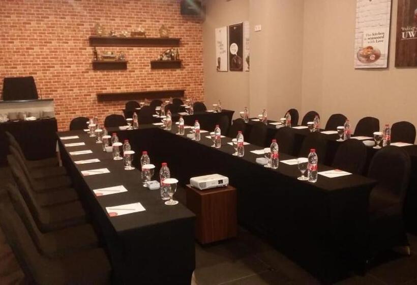 בית מלון כפרי @hom Premiere Timoho