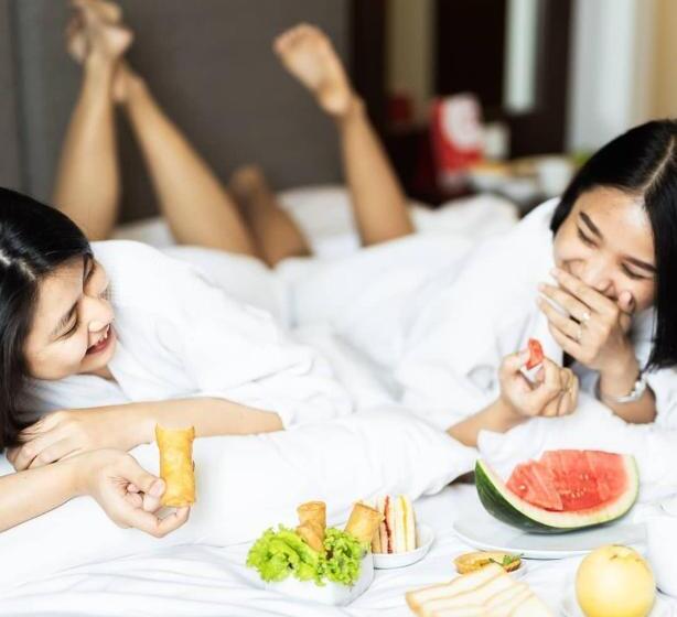 בית מלון כפרי @hom Premiere Timoho