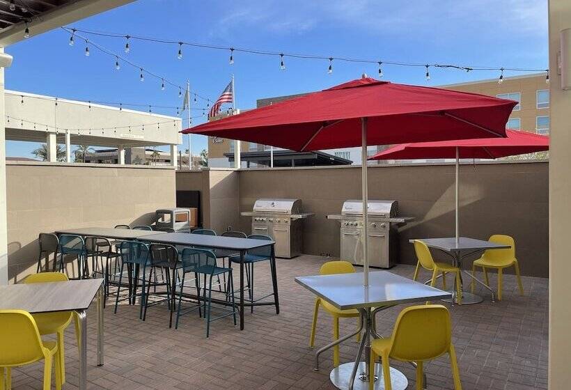 هتل Home2 Suites By Hilton Phoenix Airport North, Az