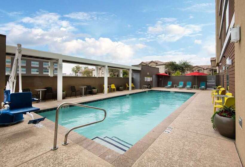 هتل Home2 Suites By Hilton Phoenix Airport North, Az