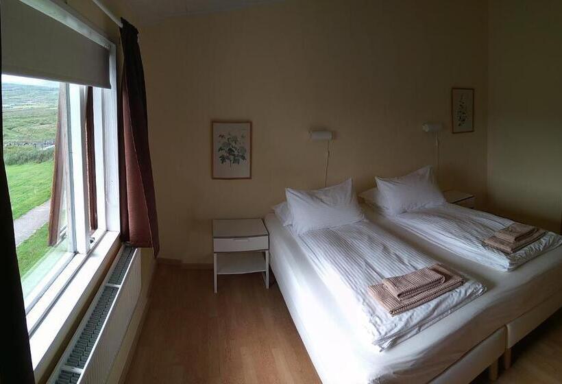 호텔 Hótel Laugarhóll With Natural Hot Spring