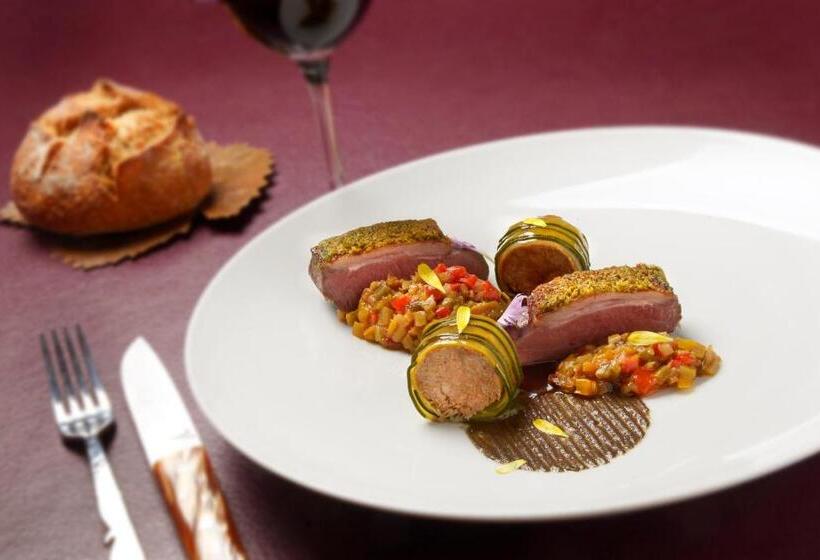 Отель Hôtel L Yeuse Teritoria