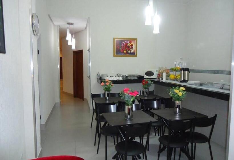 בית מלון כפרי Mm Aeroporto Brasília