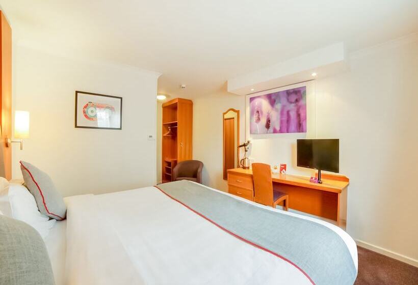 Lakeside Haydock Hotel, St Helens