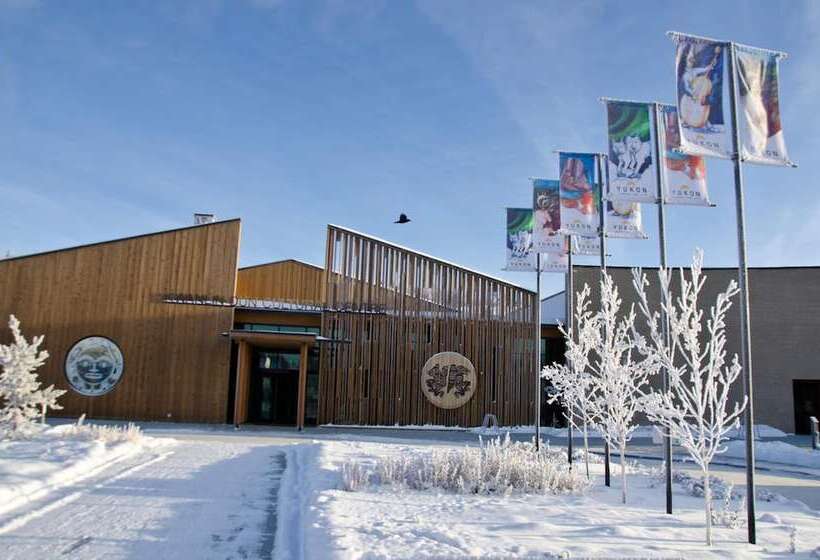 호텔 Raven Inn Whitehorse