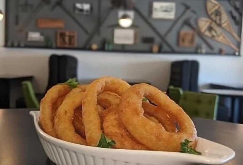 호텔 Raven Inn Whitehorse