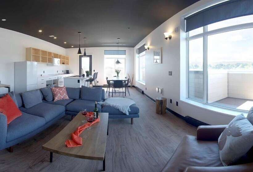 호텔 Raven Inn Whitehorse