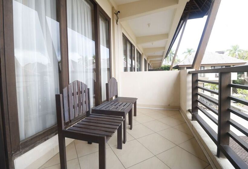 فندق Reddoorz Premium @ Bukit Damai Indah