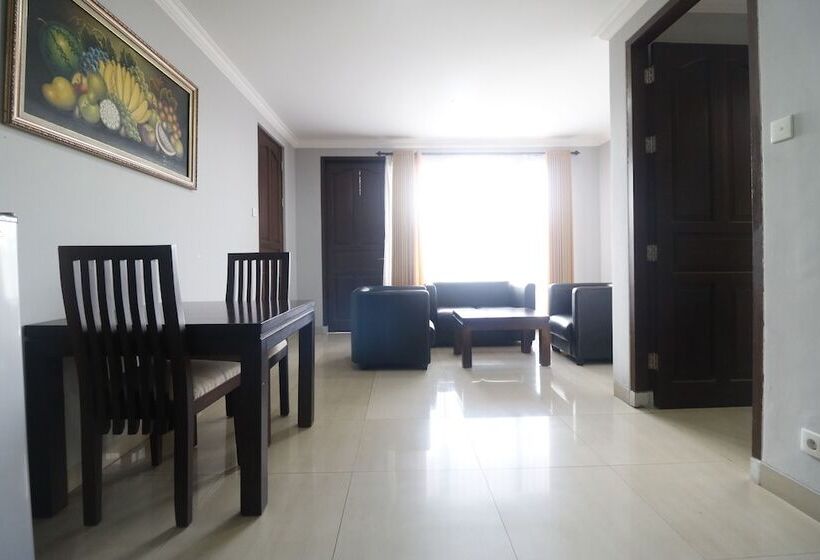 فندق Reddoorz Premium @ Bukit Damai Indah