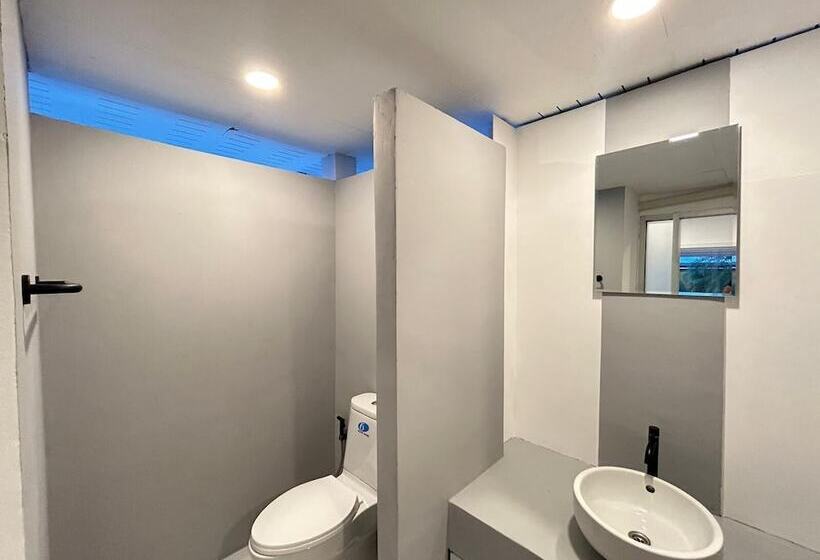 호텔 Thiptara Resort Adults Only