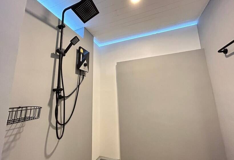 호텔 Thiptara Resort Adults Only