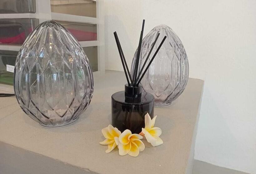 호텔 Thiptara Resort Adults Only