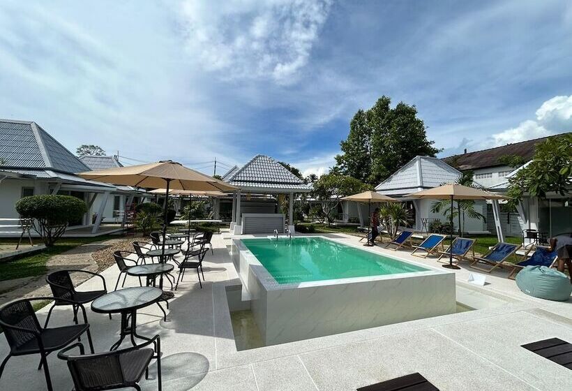 호텔 Thiptara Resort Adults Only