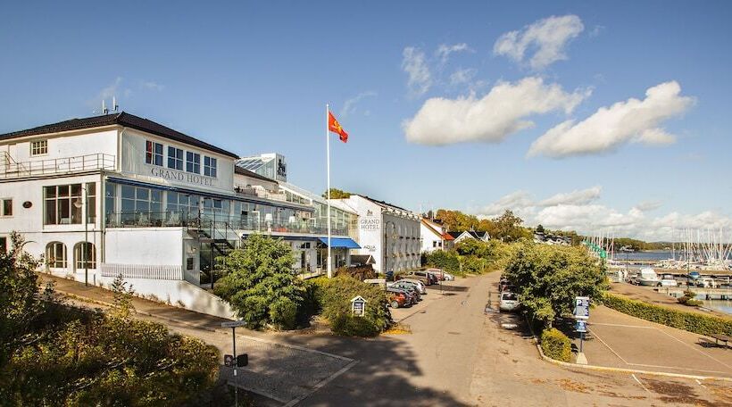 Grand Hotel åsgårdstrand   Unike Hoteller