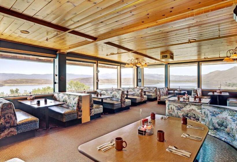 فندق Topaz Lodge