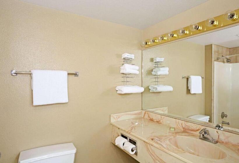 فندق Topaz Lodge