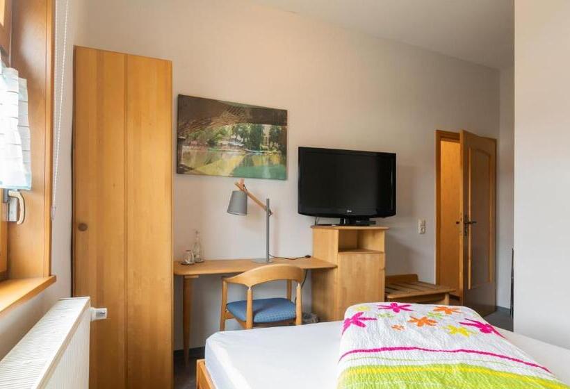 Пансион Blütenhotel Village