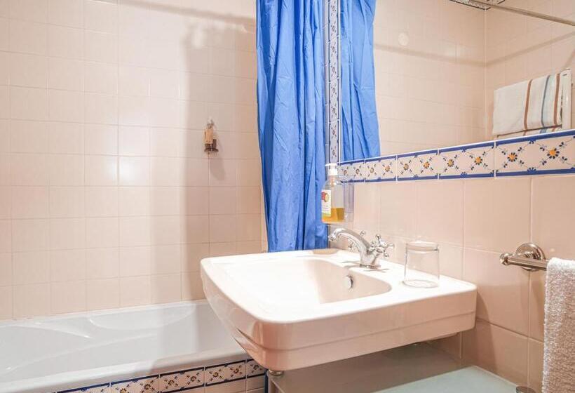 ペンション Casa Adega Do Mosteiro   Turismo Rural