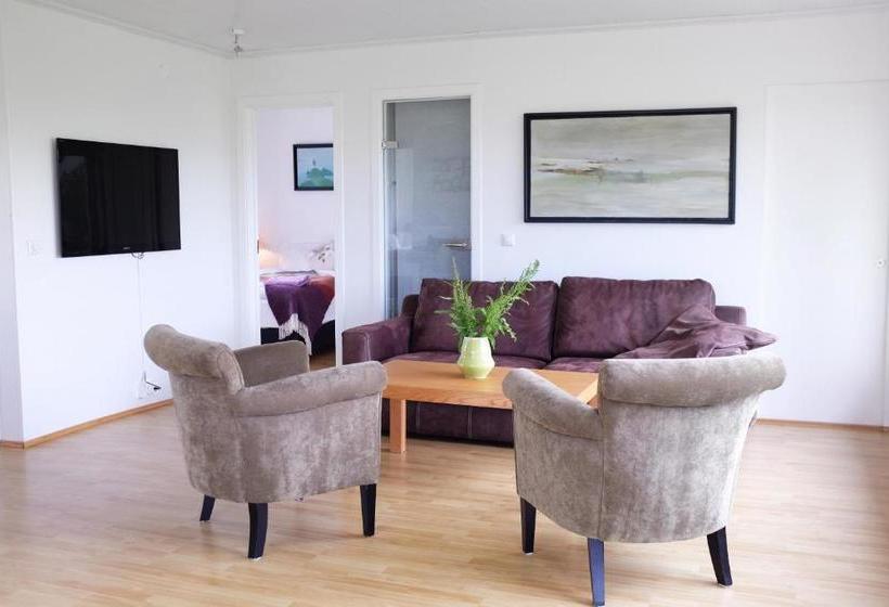 پانسیون Fagrahlíd Guesthouse