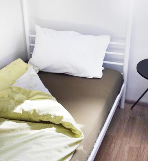 پانسیون Fagrahlíd Guesthouse