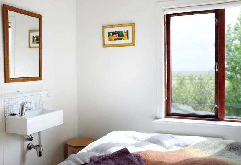 پانسیون Fagrahlíd Guesthouse