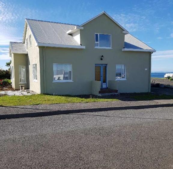 پانسیون Höfði