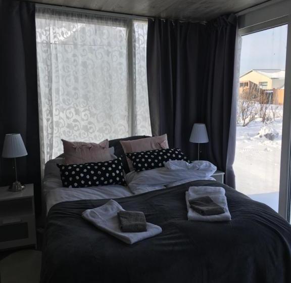 پانسیون Höfði