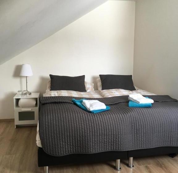 پانسیون Höfði