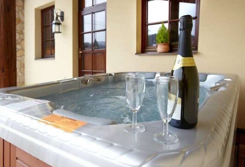 פנסיון Penzion A Restaurace Staré časy