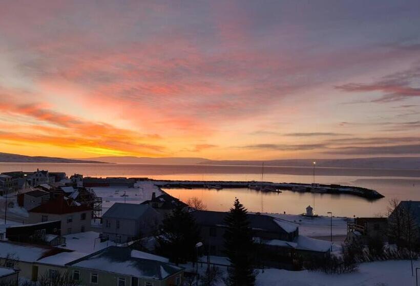 پانسیون Steinhúsið