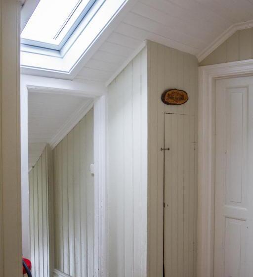 پانسیون Steinhúsið