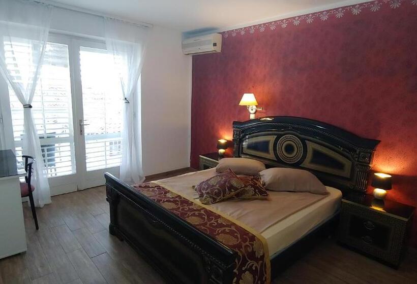 پانسیون Villa Senegačnik