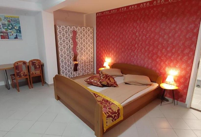 پانسیون Villa Senegačnik