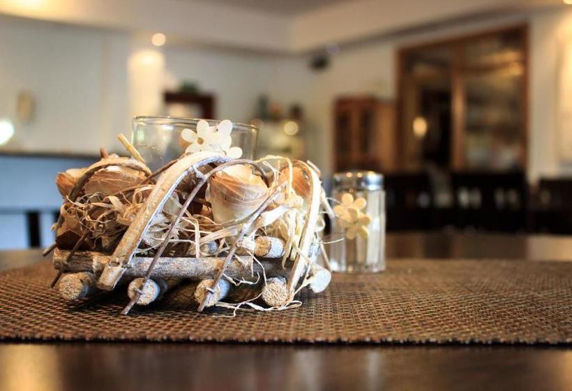 פנסיון Zur Brücke