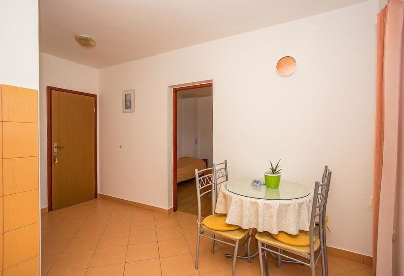 Apartment Bionda
