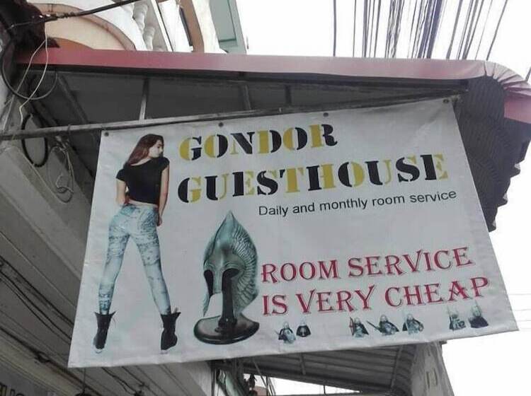 Gondor Guesthouse Hostel