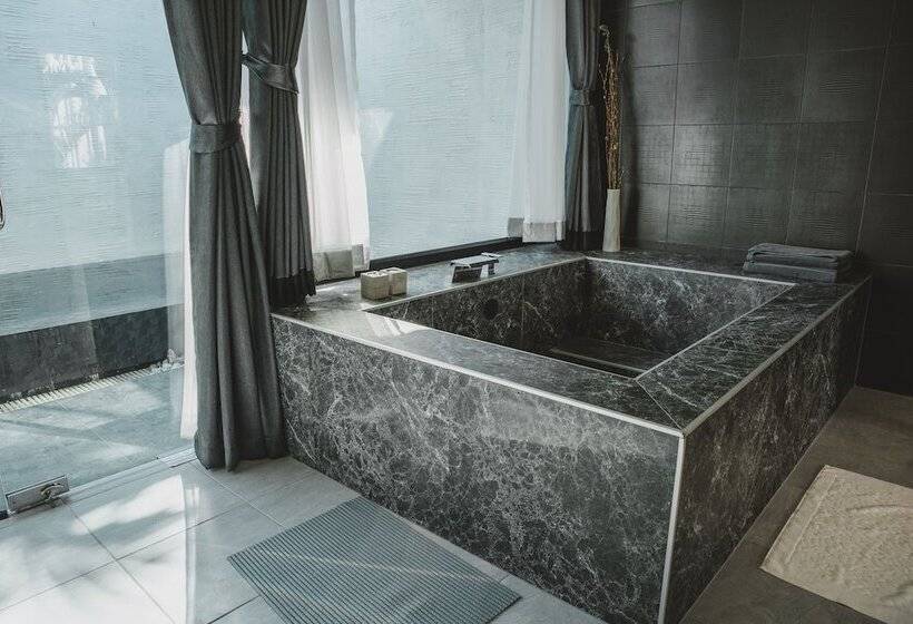 Отель Arun Dara Villa