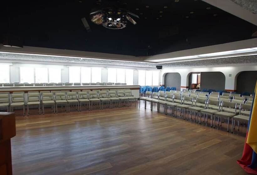 Отель Bachue Girardot