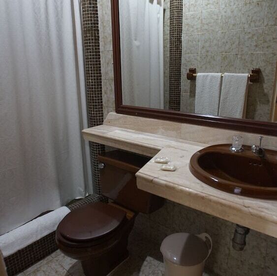 Отель Bachue Girardot