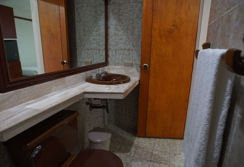 Отель Bachue Girardot