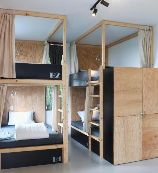 هتل Nano Ecohostel