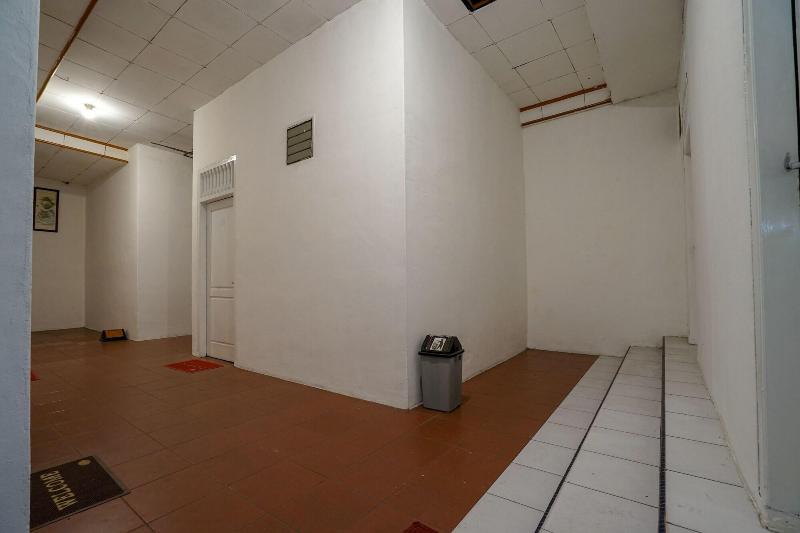 Отель Oyo 1216 Sejati