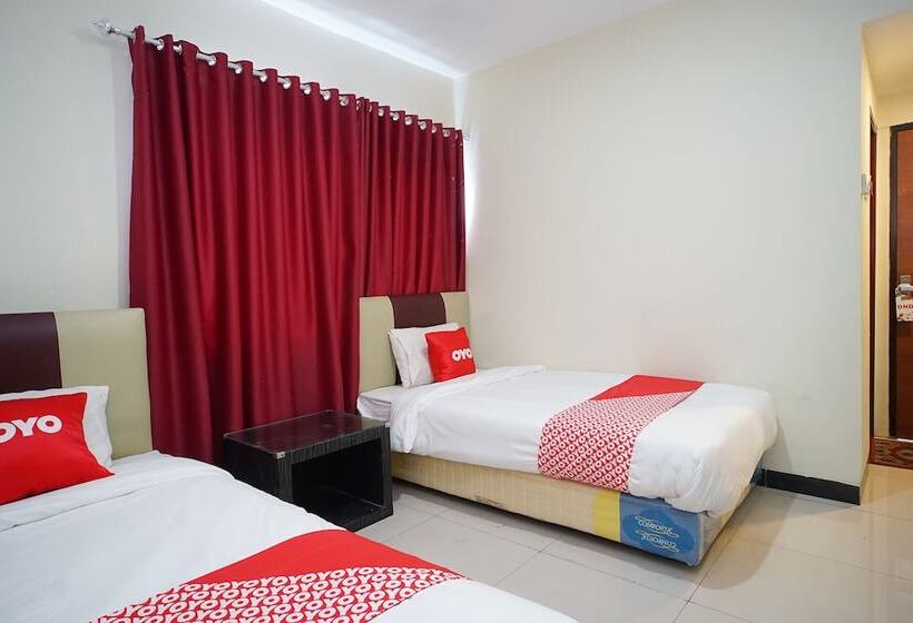 Отель Oyo 1647 Pavilliun 02