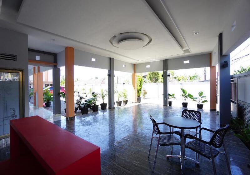 בית מלון כפרי Oyo 1680 Hanna Residence