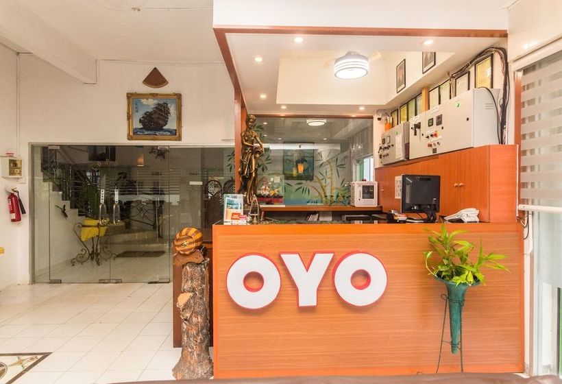 فندق Oyo 1771 Zeke