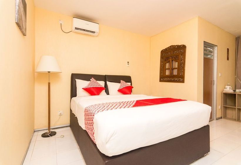 فندق Oyo 1771 Zeke