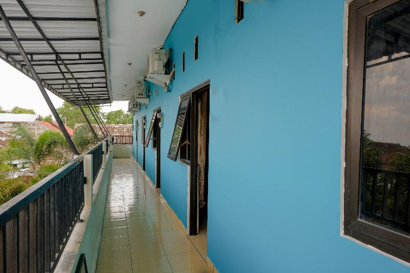 فندق Oyo 1784 Hj. Aniek Residence